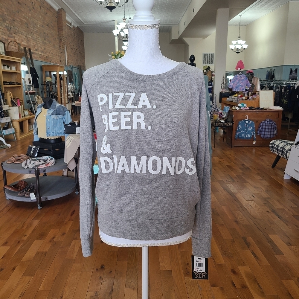 Chaser Pizza Beer & Diamonds Long Sleeve Top Size Small